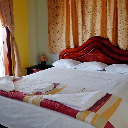 Casa Los Delfines Hotel Puerto Villamil Kültér fotó