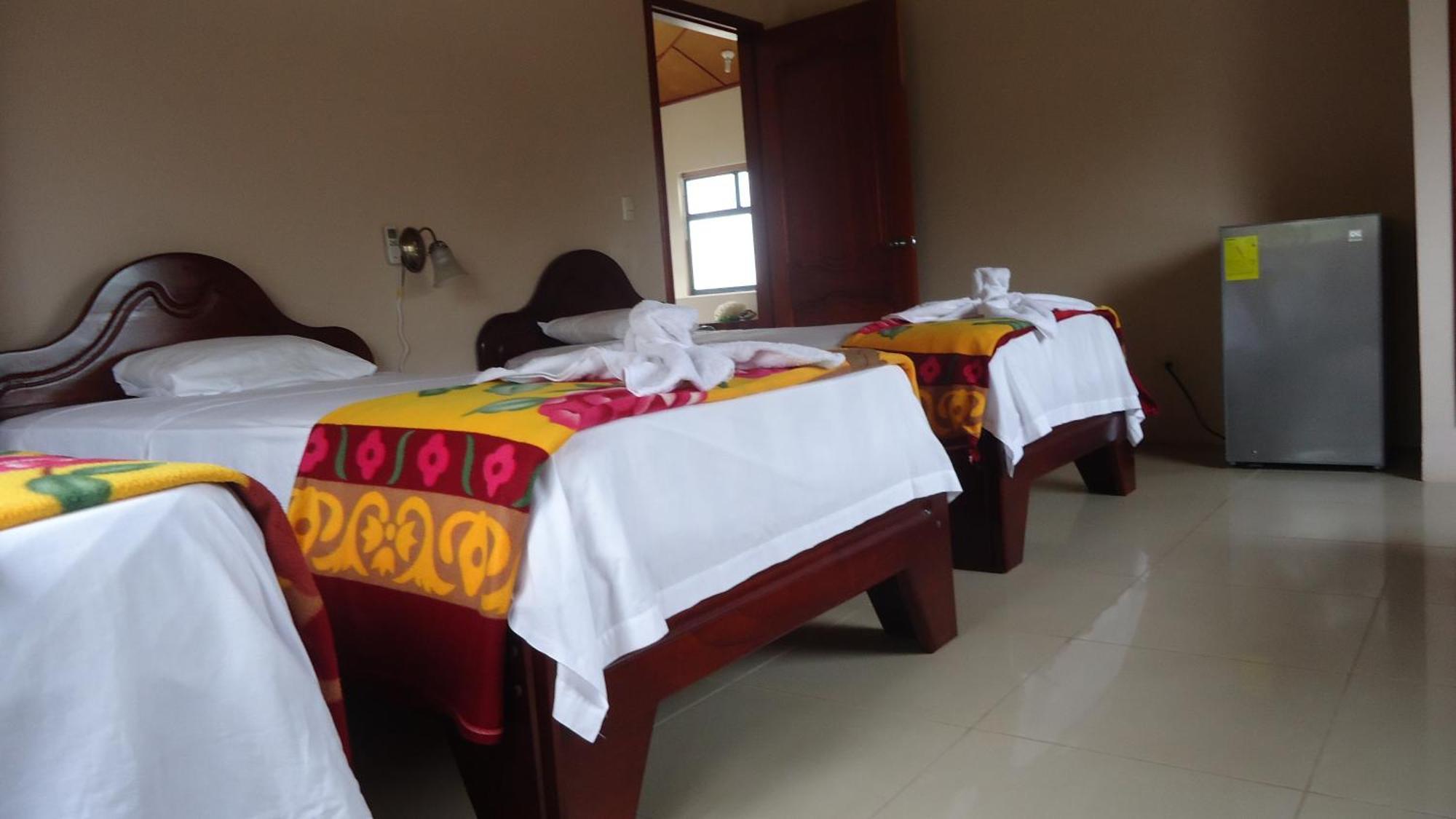 Casa Los Delfines Hotel Puerto Villamil Kültér fotó